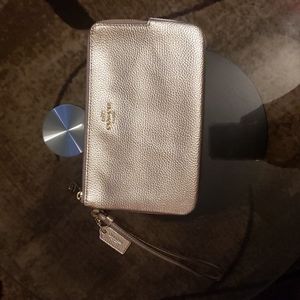 Coach | Gold Wristlet